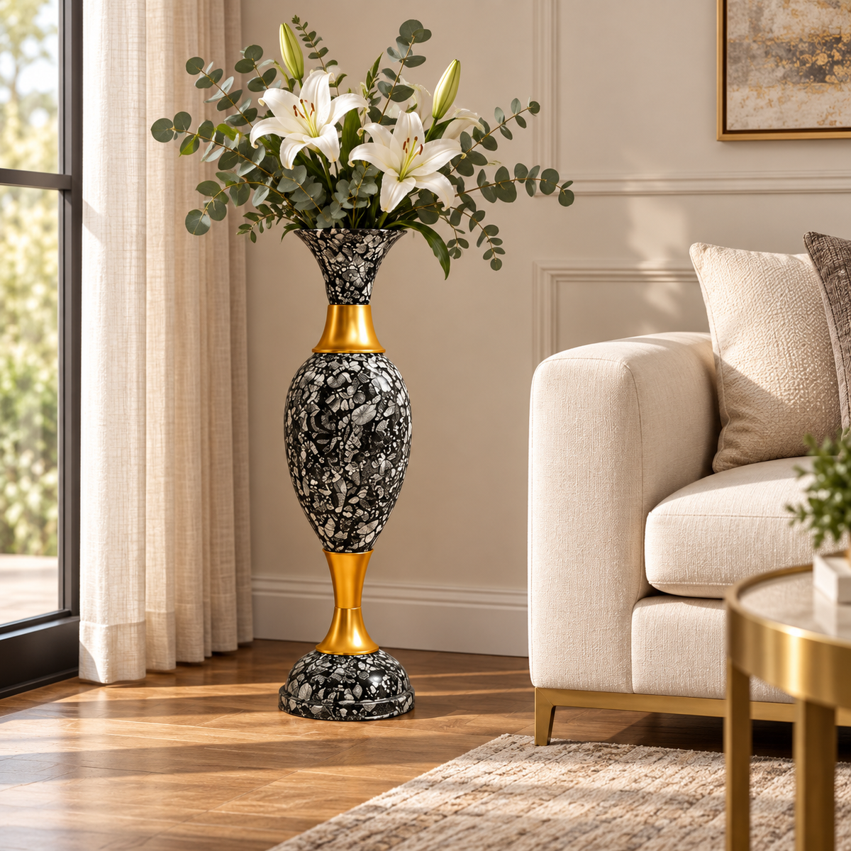 VIRAAM Noir Aureus floor vase in premium living room